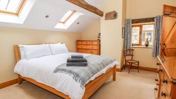 Cottage | 4 bedrooms, individually decorated, individually furnished, free WiFi