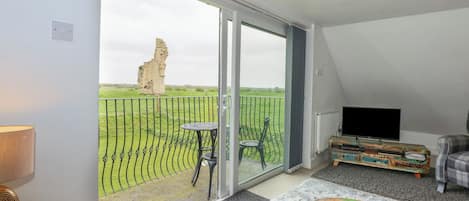 Cottage | Living area | TV, DVD player