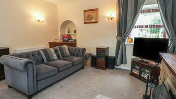 Cottage | Interior