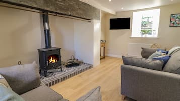 Cottage | Interior