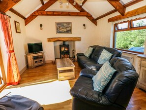 Cottage | Living room | TV, DVD player