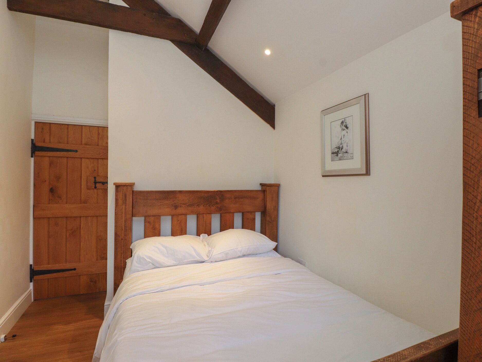 3 bedrooms, free WiFi, individually decorated, individually furnished