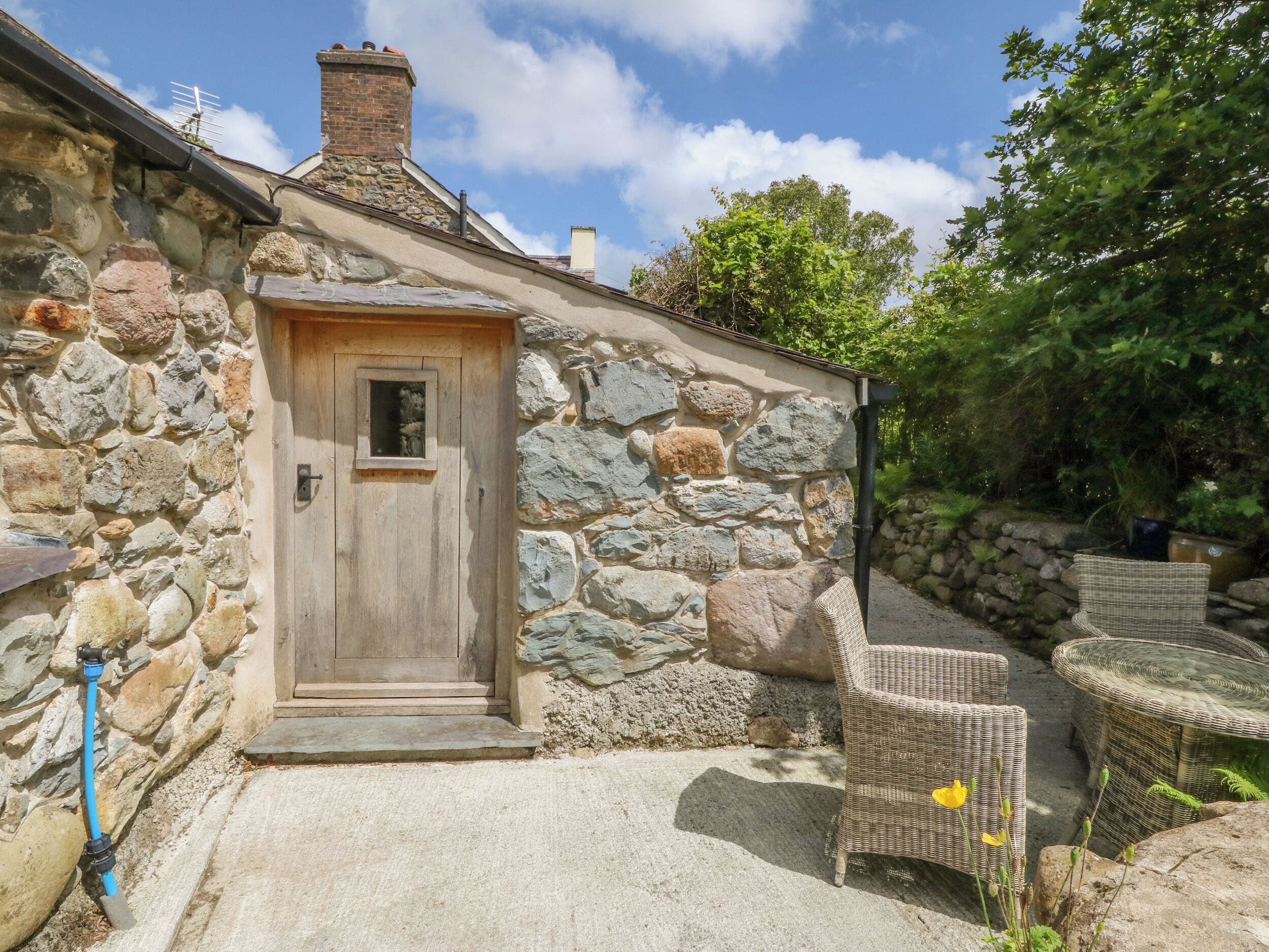 Cottage | Interior