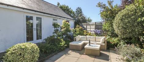 Cottage | Balcony
