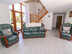 Cottage | Interior - Cilgwyn Bach (Newport)