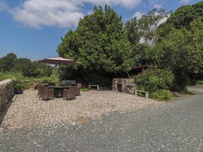 Outdoor dining - Plas Mawr (Caernarfon)