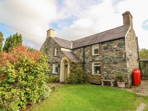 Exterior - Plas Mawr (Caernarfon)