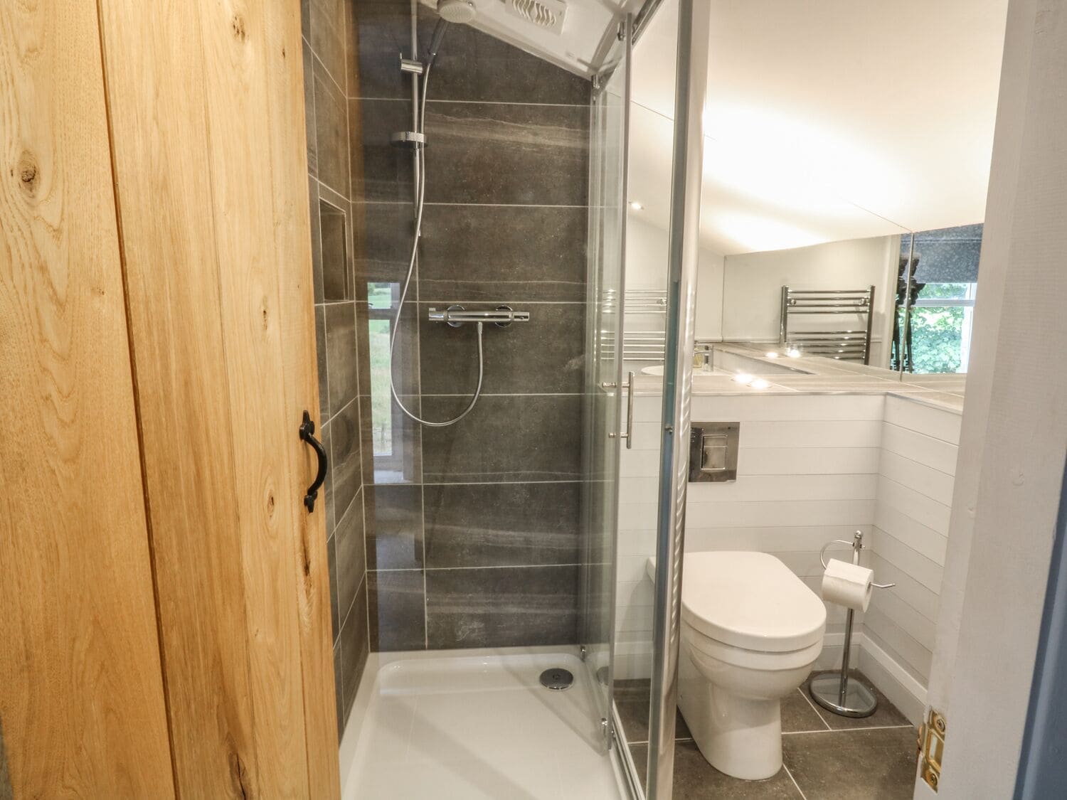 Cottage | Bathroom | Shower