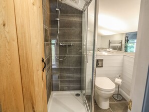 Bathroom - Deer Lodge (Blackburn)