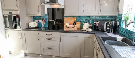 Cottage | Interior