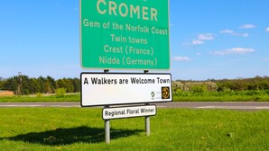 Willkommen in Cromer, eine Perle der Küste von Norfolk und eine Partnerstadt von Crest und Nidda.
