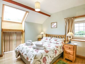 3 habitaciones, decoración personalizada y muebles diferentes