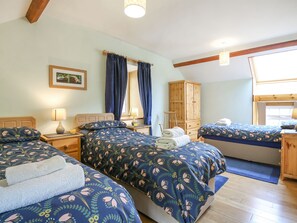 Cottage | 3 bedrooms, individually decorated, individually furnished, free WiFi - Y Bwthyn (Tywyn)