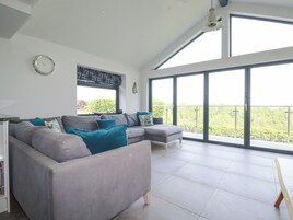 Cottage | Living area | TV, fireplace, DVD player