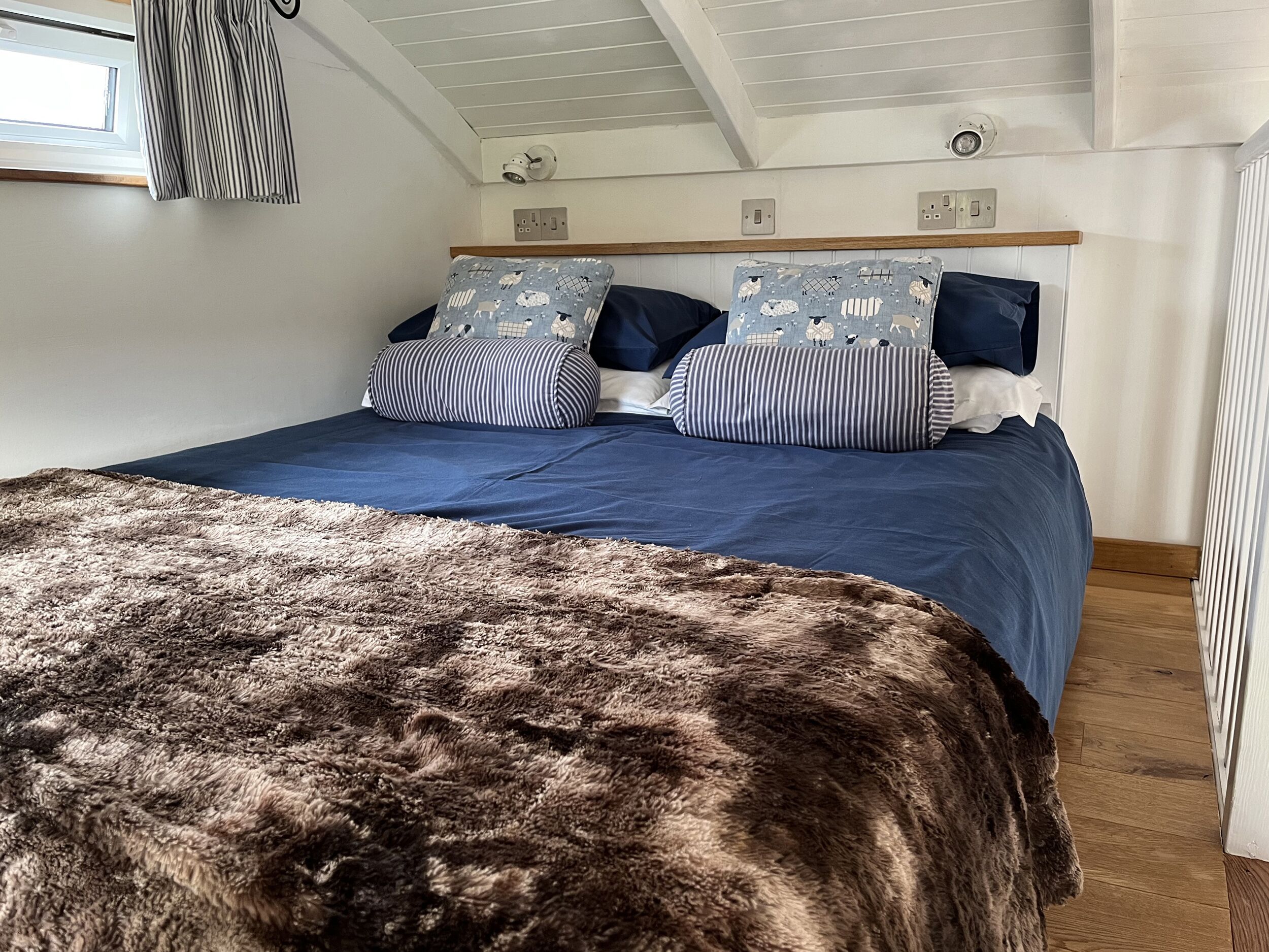 コテージ | 2 室のベッドルーム、客室ごとに異なる装飾、客室ごとに異なるインテリア、WiFi (無料)