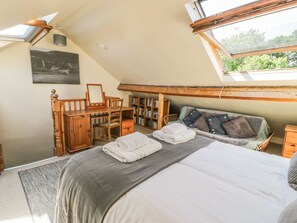 คอทเทจ | 4 ห้องนอน, ห้องพักตกแต่งอย่างมีเอกลักษณ์, ตกแต่งพิเศษโดยเฉพาะ, Wi-Fi ฟรี