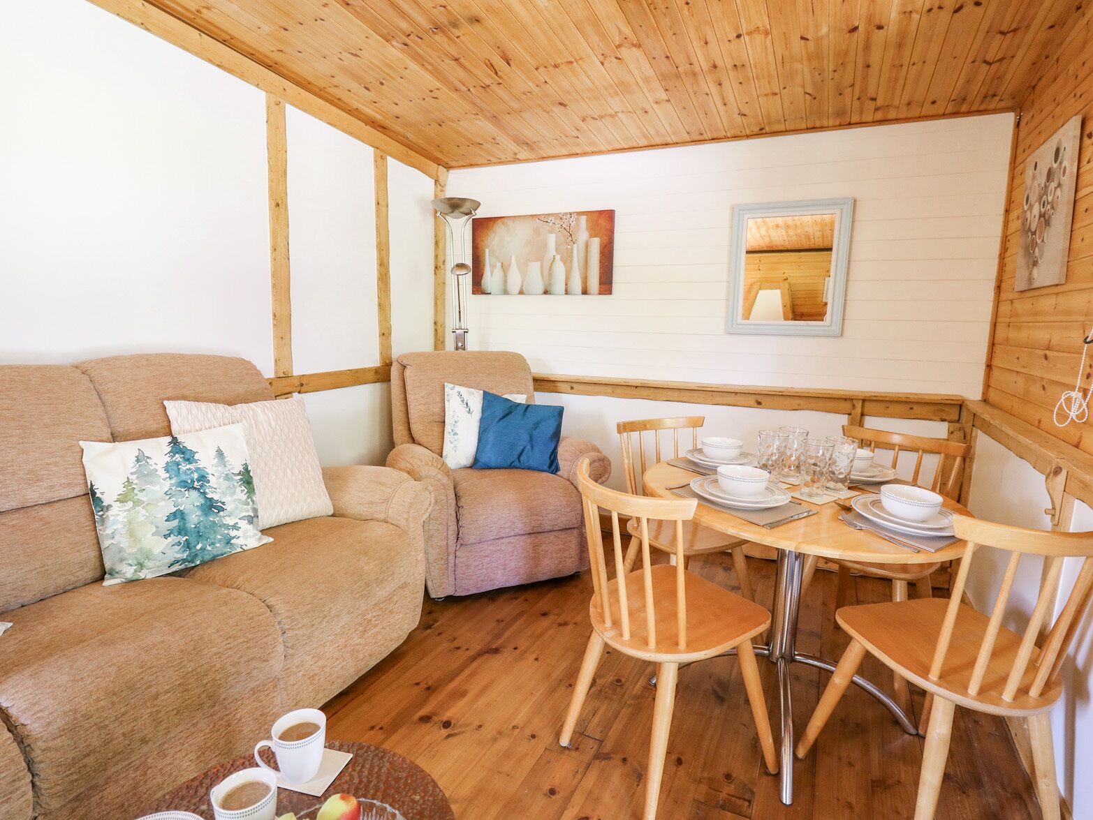 Cottage | Interior