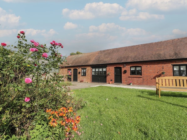 Cottage | Interior - The Pheasant Two (Usk)
