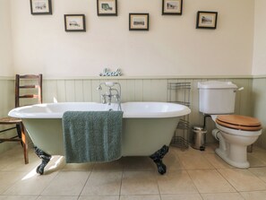 Cottage | Interior