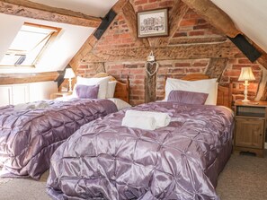 Cottage | Interior