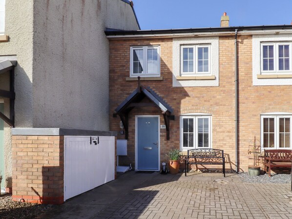 Cottage | Exterior - Beach House (Chathill)