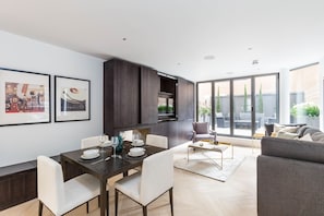 Living area - Goodge Street (London)