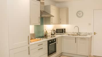 Casa de campo | Cocina privada | Frigorífico, microondas, placa de cocina y lavavajillas