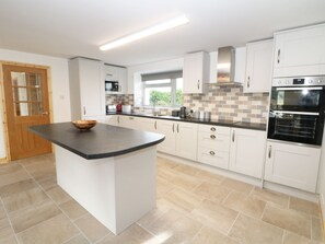 Cottage | Interior - Ysgubor Fawr (Caernarfon)