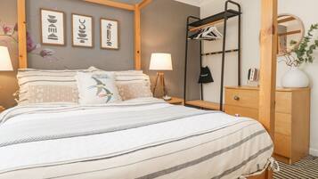 2 sovrum, individuell inredning, unika möbler och gratis wi-fi