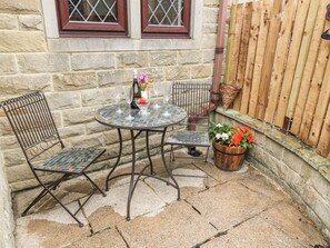 Cottage | Balcony - Changegate Cottage (Keighley)