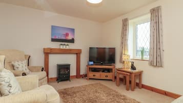 Cottage | Living area