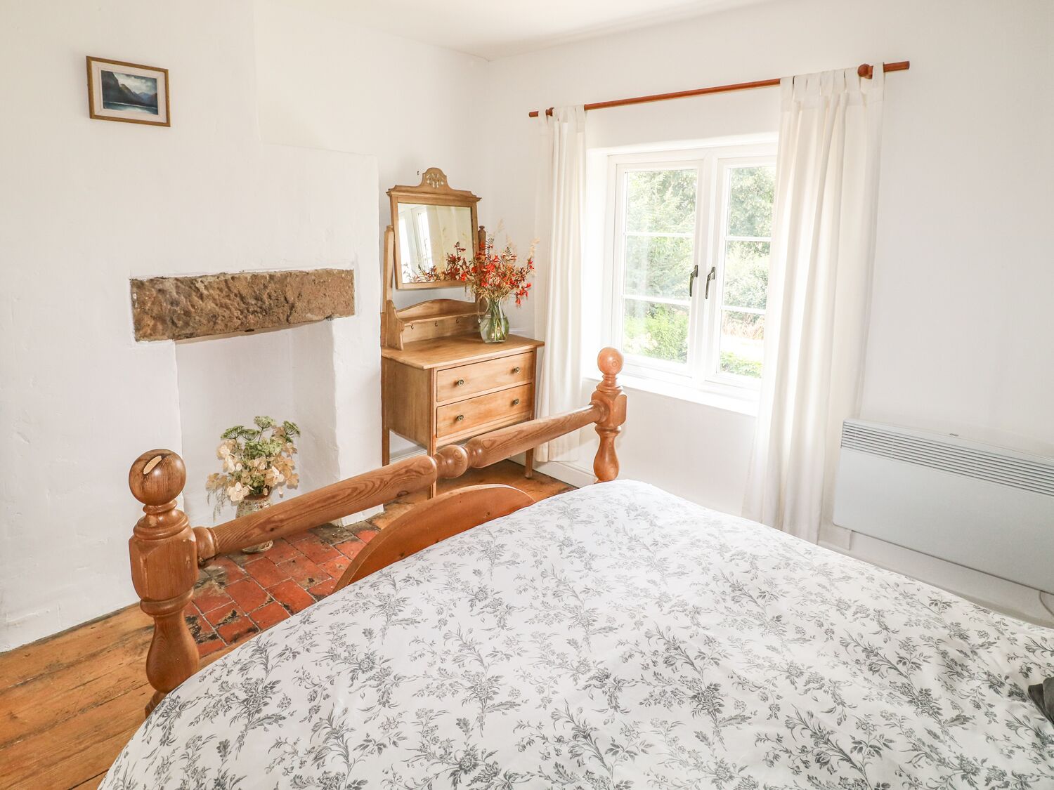 Cottage | Interior
