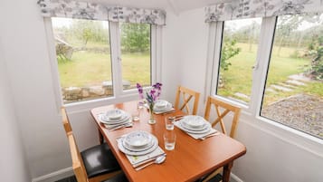 Cottage | Interior