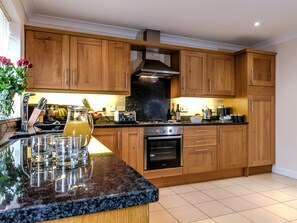 Cottage | Interior - Dragonfly (Bridgwater)