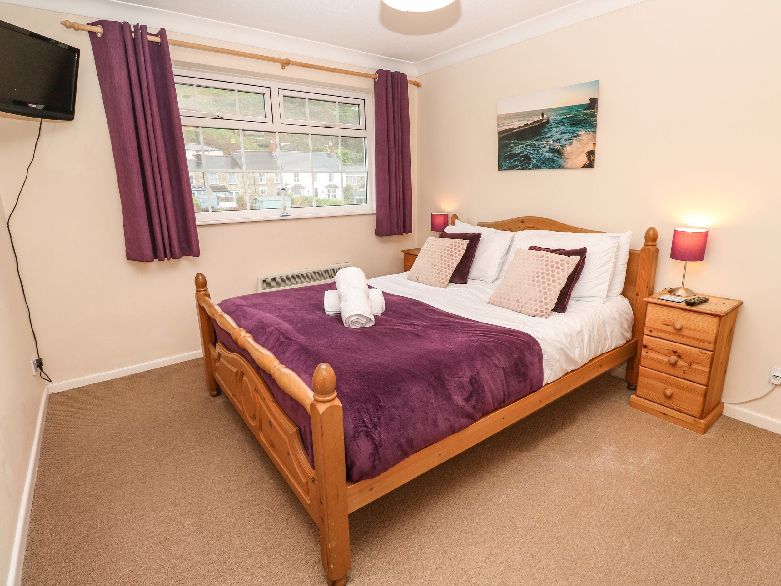 Cottage | 3 bedrooms, individually decorated, individually furnished, free WiFi