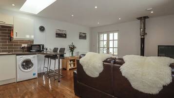 Cottage | Interior