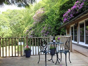 Cottage | Balcony - Treetops (Barnstaple)