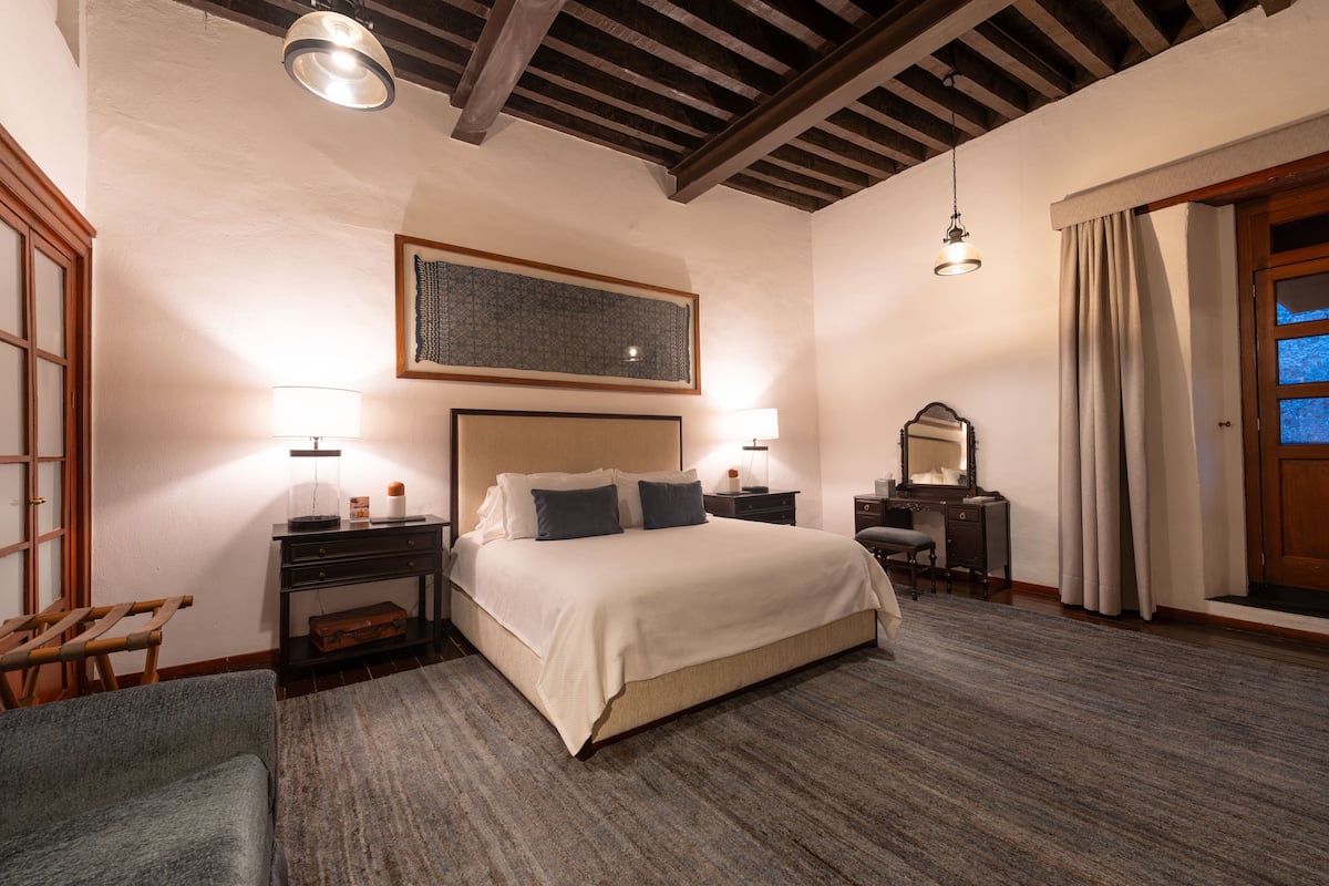 Suite Mirila | 1 bedroom, hypo-allergenic bedding, minibar, in-room safe