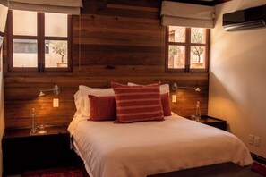 Suite Marta | Ropa de cama hipoalergénica y minibar 