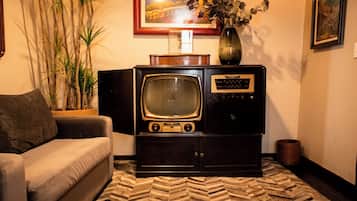 Suite Mamá Nena | Television