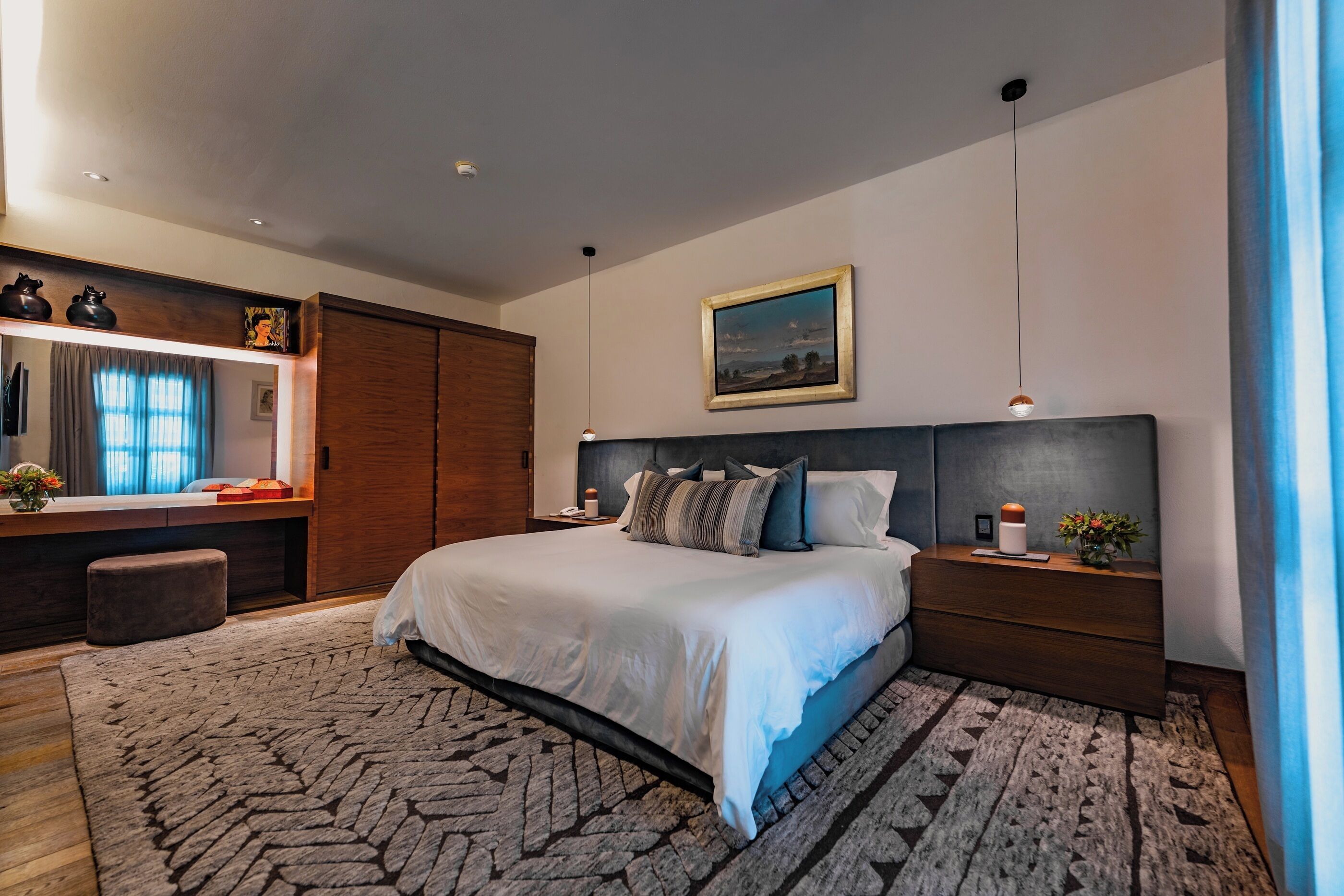 Suite Sharon | Ropa de cama hipoalergénica, minibar, caja fuerte