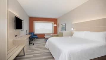 Suite, 1 King Bed | In-room safe, desk, laptop workspace, blackout drapes