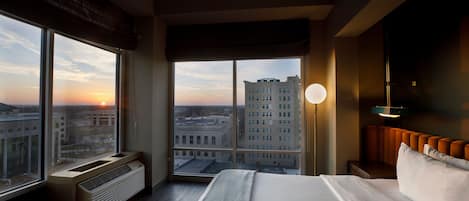 1 bedroom, premium bedding, pillowtop beds, in-room safe
