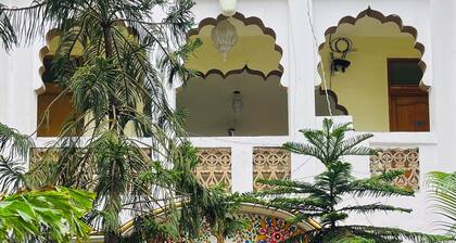 Hotel radhika palace pushkar