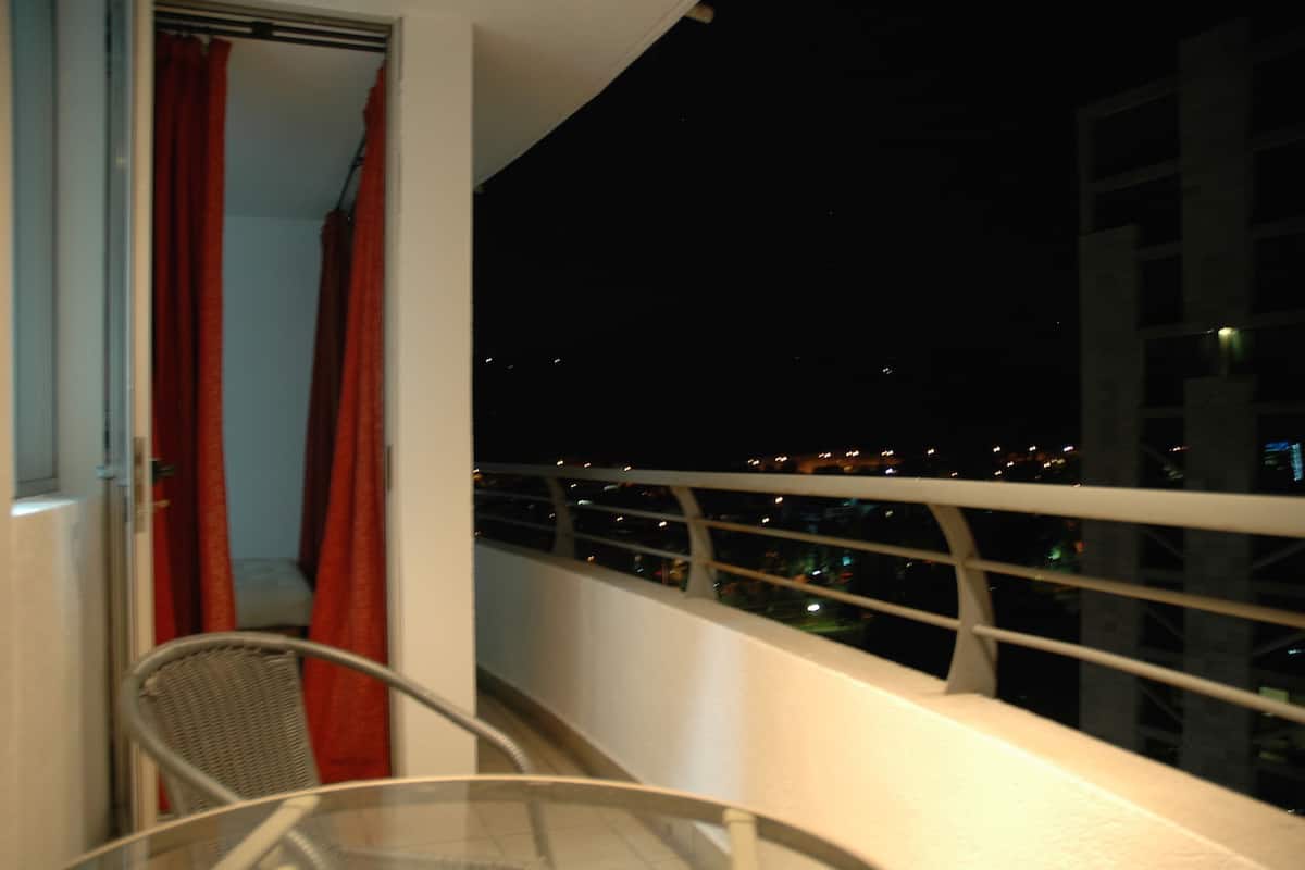Superior Apartment, 1 Double Bed with Sofa bed (Super Suite) | WiFi (free), bed sheets