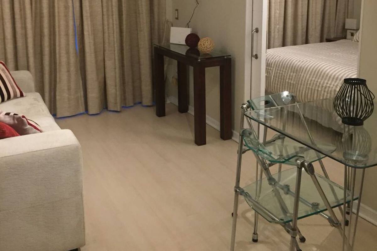 Suite, 1 Double Bed with Sofa bed, Non Smoking | WiFi (free), bed sheets