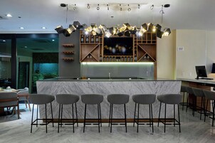 2 bares, bar en la azotea