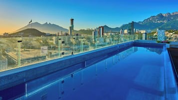Utomhuspool