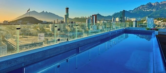 SJ Grand Hotel