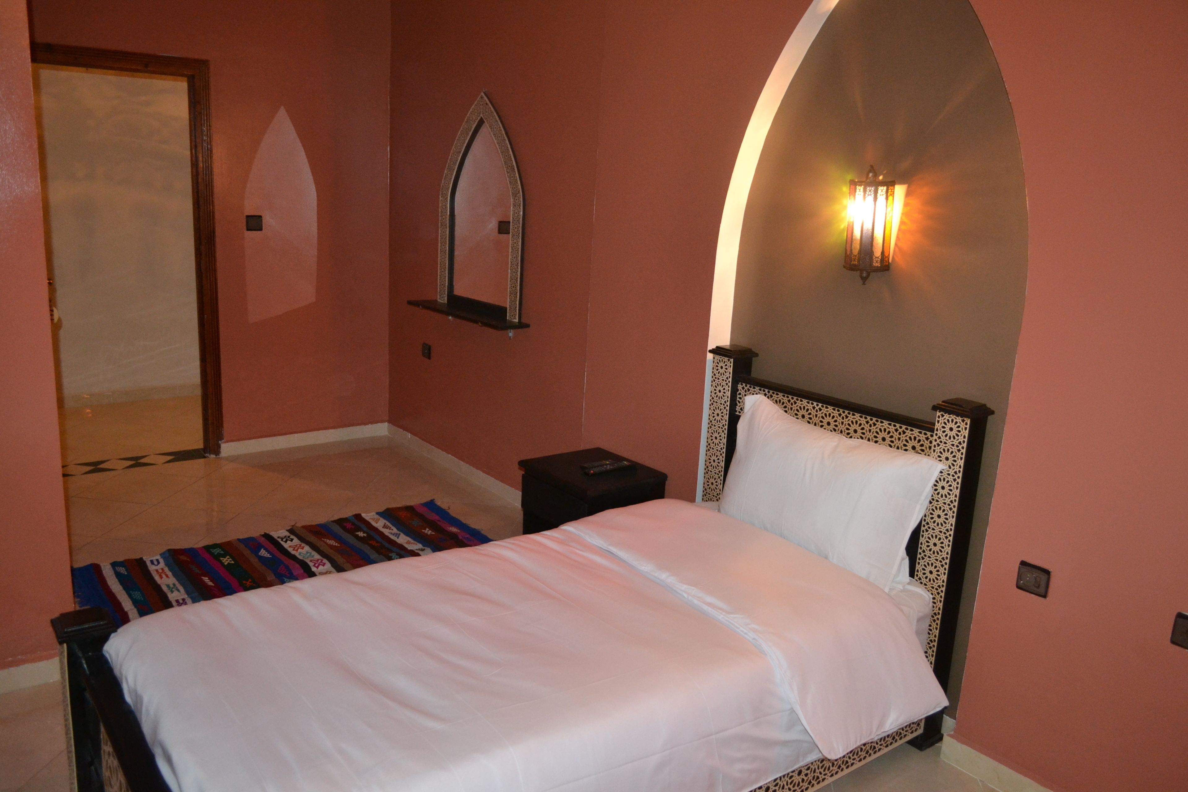 Chambre Double | Coffres-forts dans les chambres, rideaux occultants, Wi-Fi gratuit